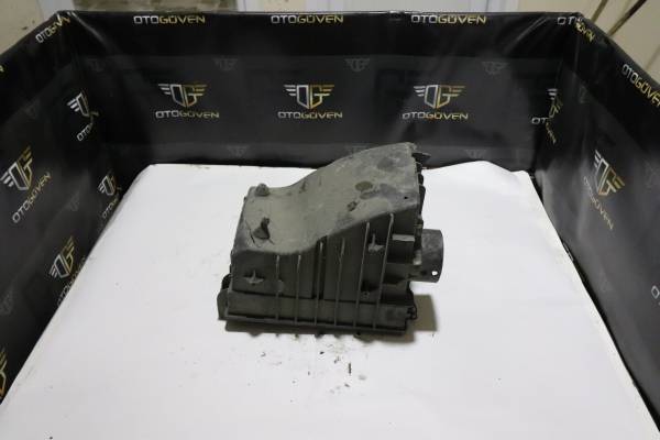 FORD CUSTOM 310 S 100 PS ÇIKMA PARÇA TRANSİT V347 HAVA FİLTRE KUTUSU